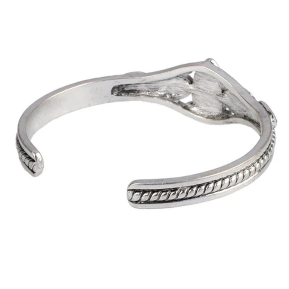 Teardrop Turquoise Bracelet Silver Open Adjustable Western Style Cuff 
C3 - Picture 5 of 10